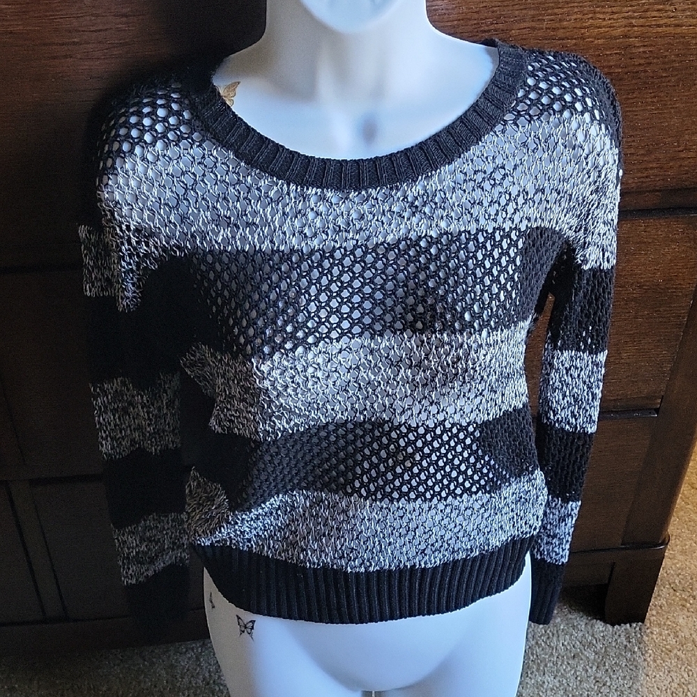 Medium Forever 21 Black and White Striped Mesh Sweater